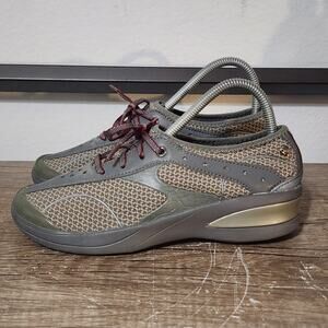 Bzees Flame Women's Casual Comfort Shoes Sneakers Size 7 Gray
